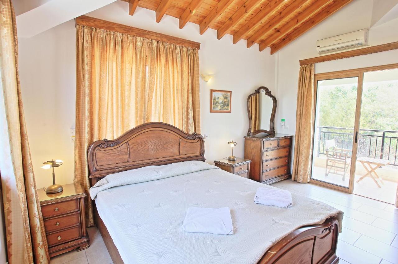 Marilena Sunset Villa 2 Agia Marina  Eksteriør billede